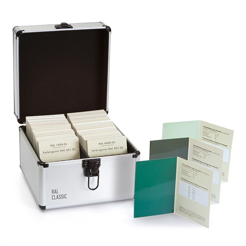 德國RAL勞爾841-GL色卡校準(zhǔn)頁(高光澤版本)
