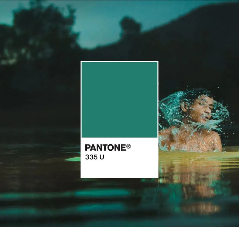 PANTONE通過(guò)公益項(xiàng)目“臟水的顏色”，以提高公眾對(duì)水資源危機(jī)的認(rèn)識(shí)(圖11)