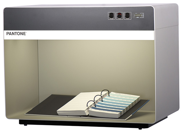 PANTONE三種光源燈箱 (圖12)