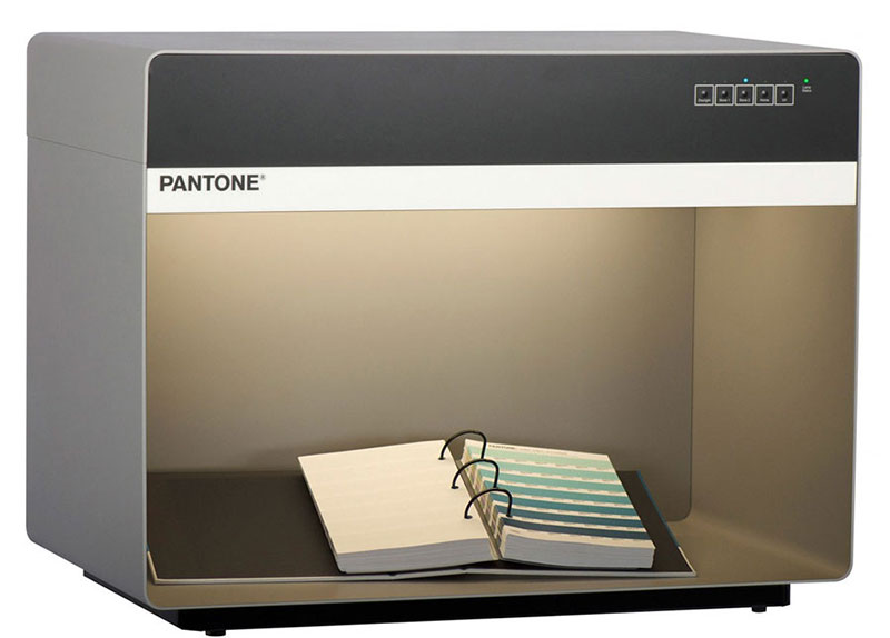 PANTONE五種光源燈箱 (圖14)