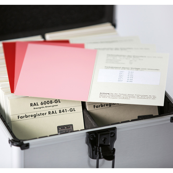 RAL 841-GL校準(zhǔn)頁內(nèi)頁圖 RAL 841-GL校準(zhǔn)頁內(nèi)頁圖